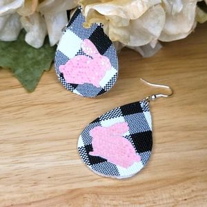 💍 Easter bunny plaid teardrop earrings